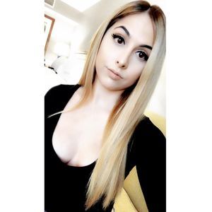 Meet your Posher, Atheena